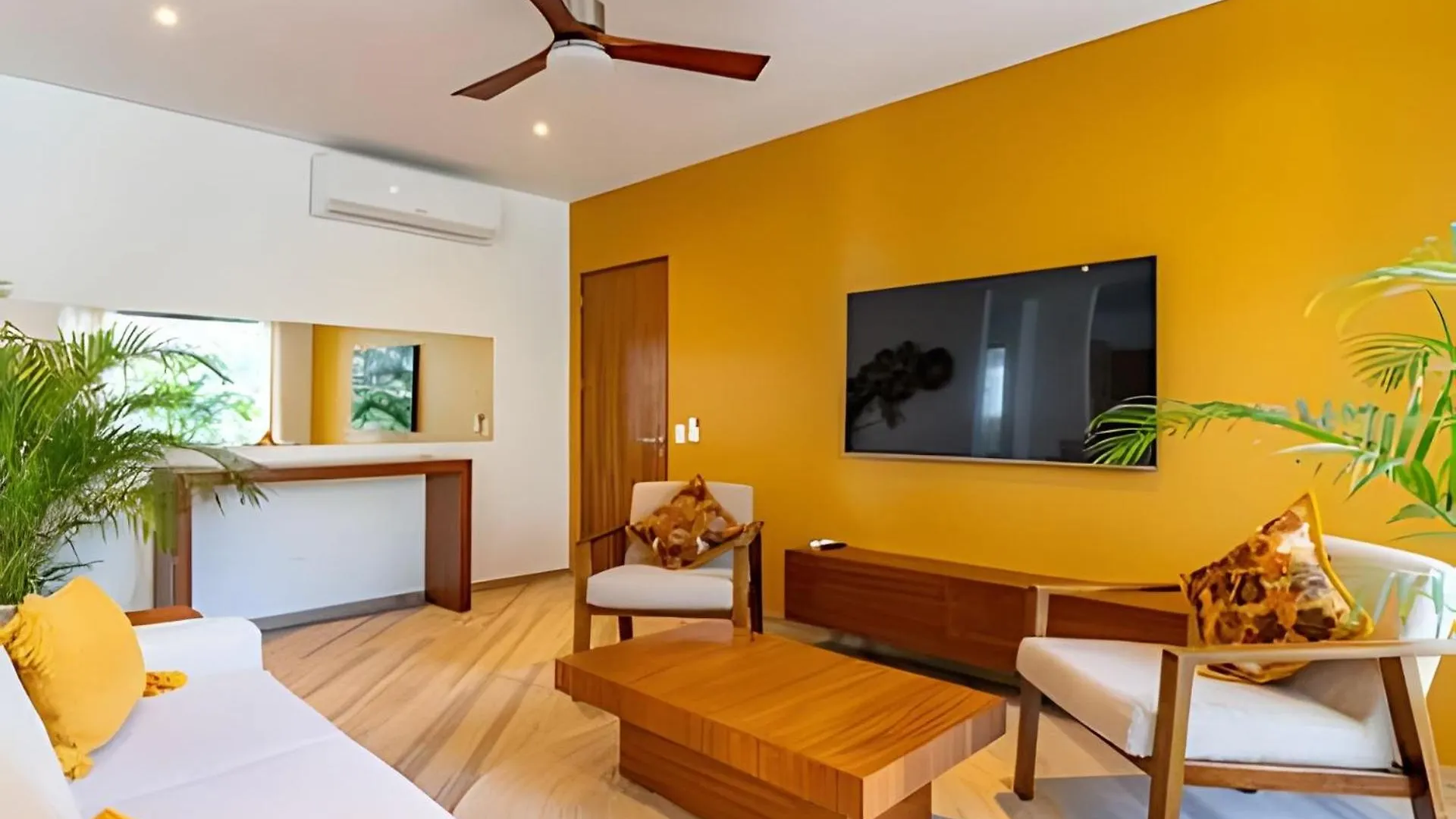 Oasis Yaaxlum Villa Tulum